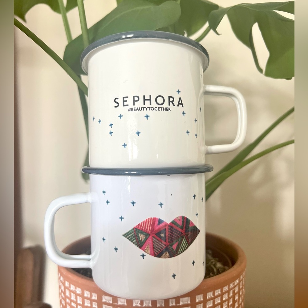 🆕 Sephora Beauty Insider collectible camper mug. 💋 TWO AVAILABLE!